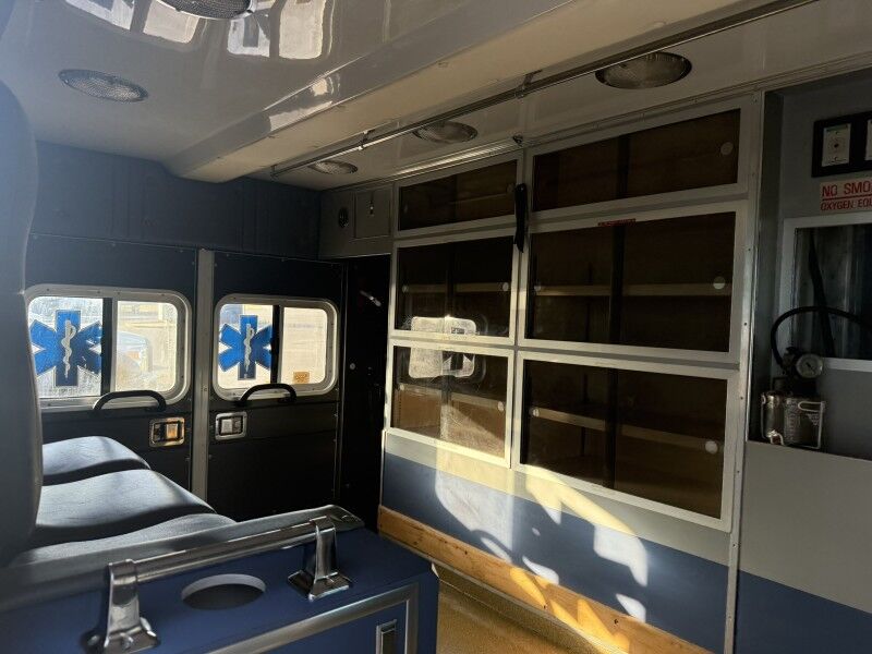 1993 Ford E-350 7.3L Diesel Ambulance Collinsville OK