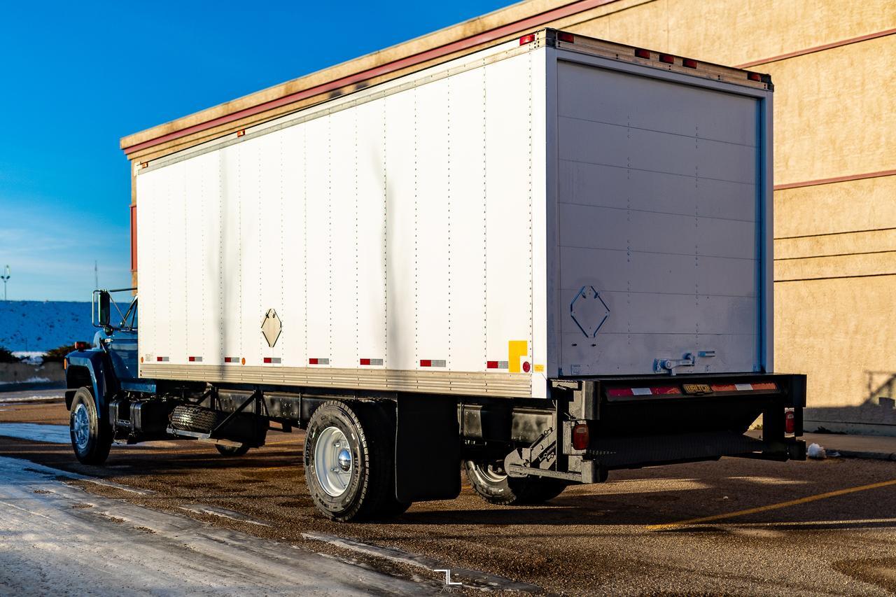 1993 Ford F-700 4x2 Reg Cab 22 Ft. Cube Van Manual Red Deer AB