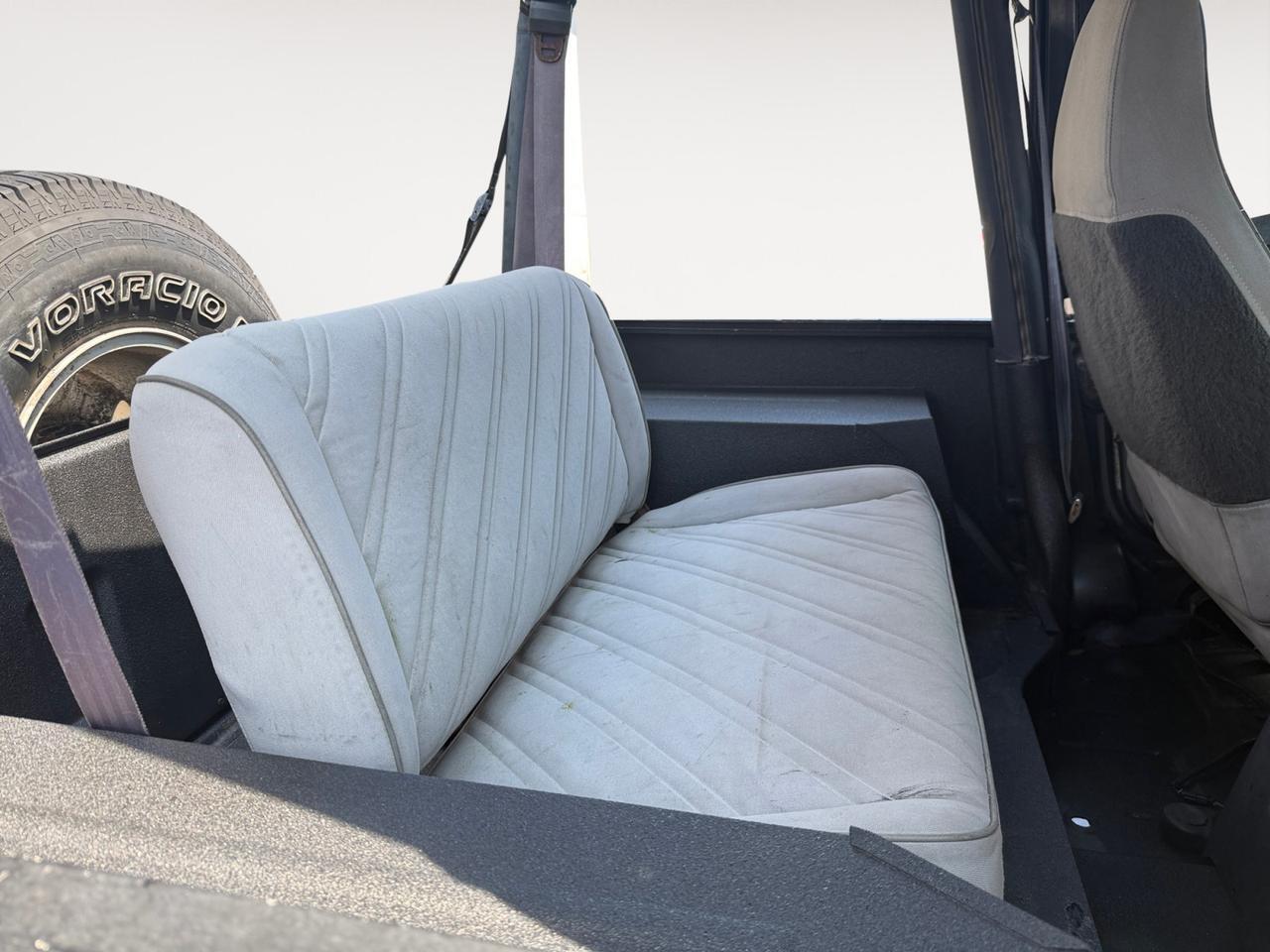 1993 Jeep Wrangler Base, TOW PACKAGE, BRUSH GUARD, SOFT TOP, MANUAL TRANSMISSION, LOW MILES, THIS JEEP IS READY FOR IT'S NECT ADVENTURE! Norfolk VA