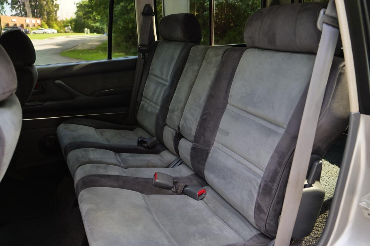 1993 Toyota Land Cruiser VX Limited / 4WD / Right Hand Drive / RARE Lincolnton NC
