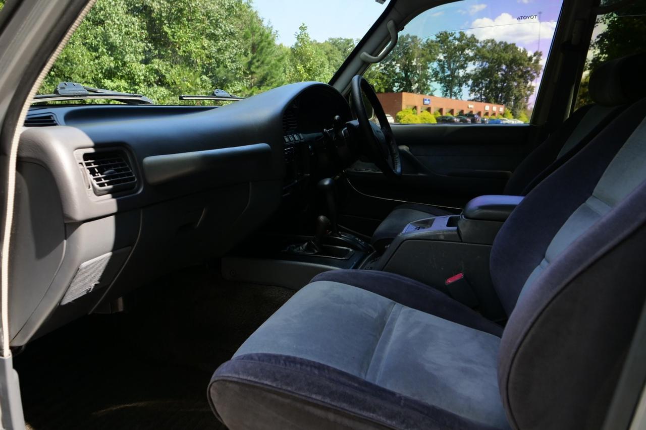 1993 Toyota Land Cruiser VX Limited / 4WD / Right Hand Drive / RARE Lincolnton NC