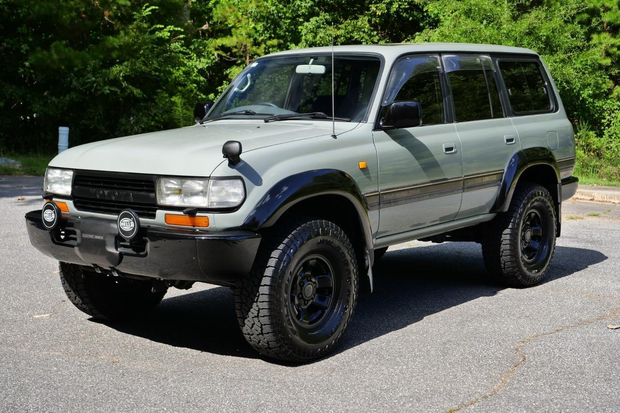 1993 Toyota Land Cruiser VX Limited / 4WD / Right Hand Drive / RARE Lincolnton NC