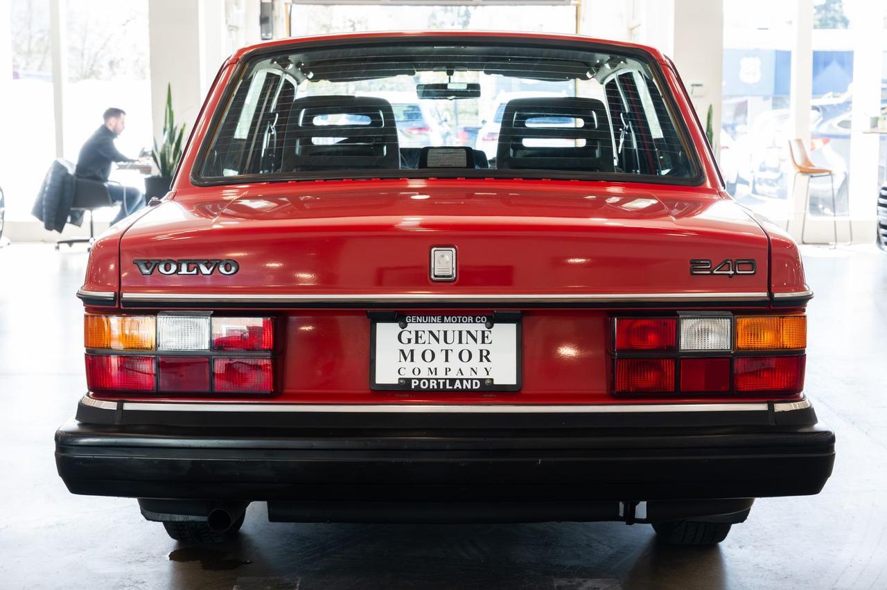 1993 Volvo 240 Base Gladstone OR