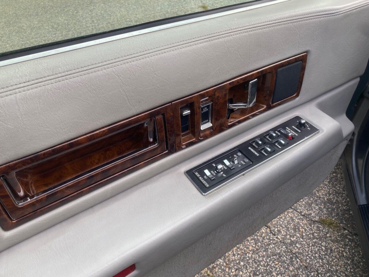 1994 Cadillac Fleetwood Charlton MA