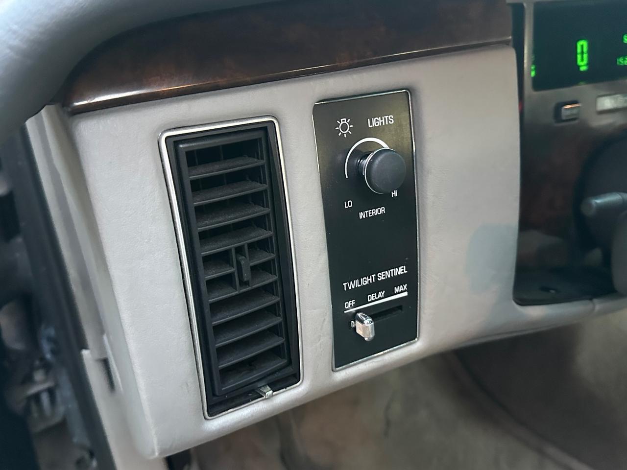1994 Cadillac Fleetwood Brougham Charlton MA
