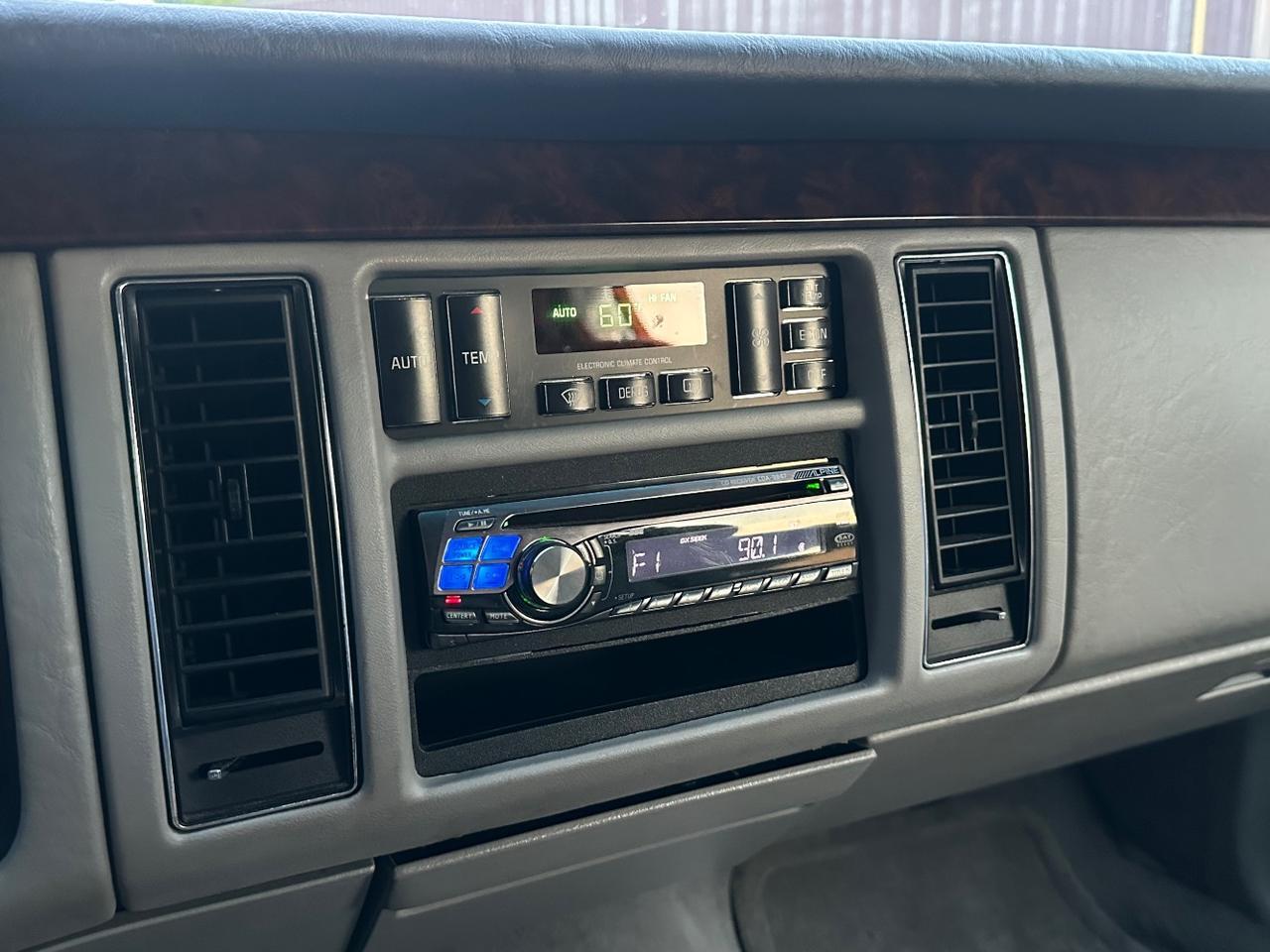 1994 Cadillac Fleetwood Brougham Charlton MA