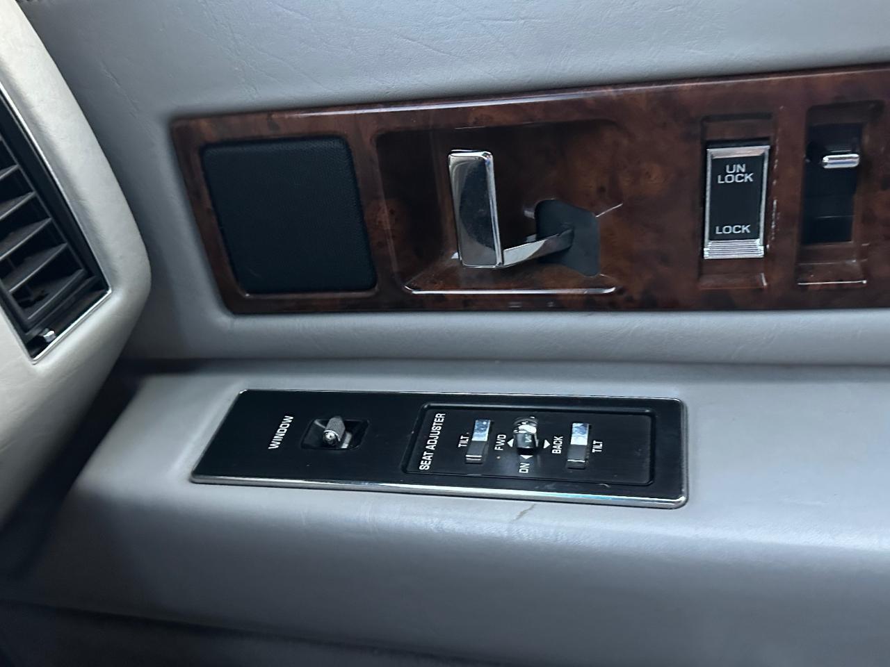 1994 Cadillac Fleetwood Brougham Charlton MA