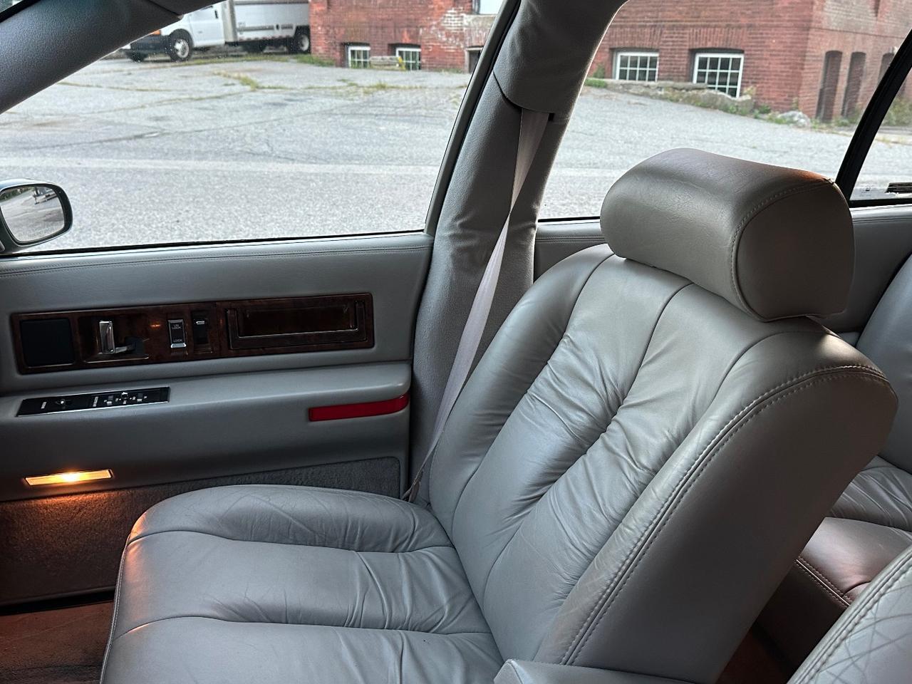1994 Cadillac Fleetwood Brougham Charlton MA