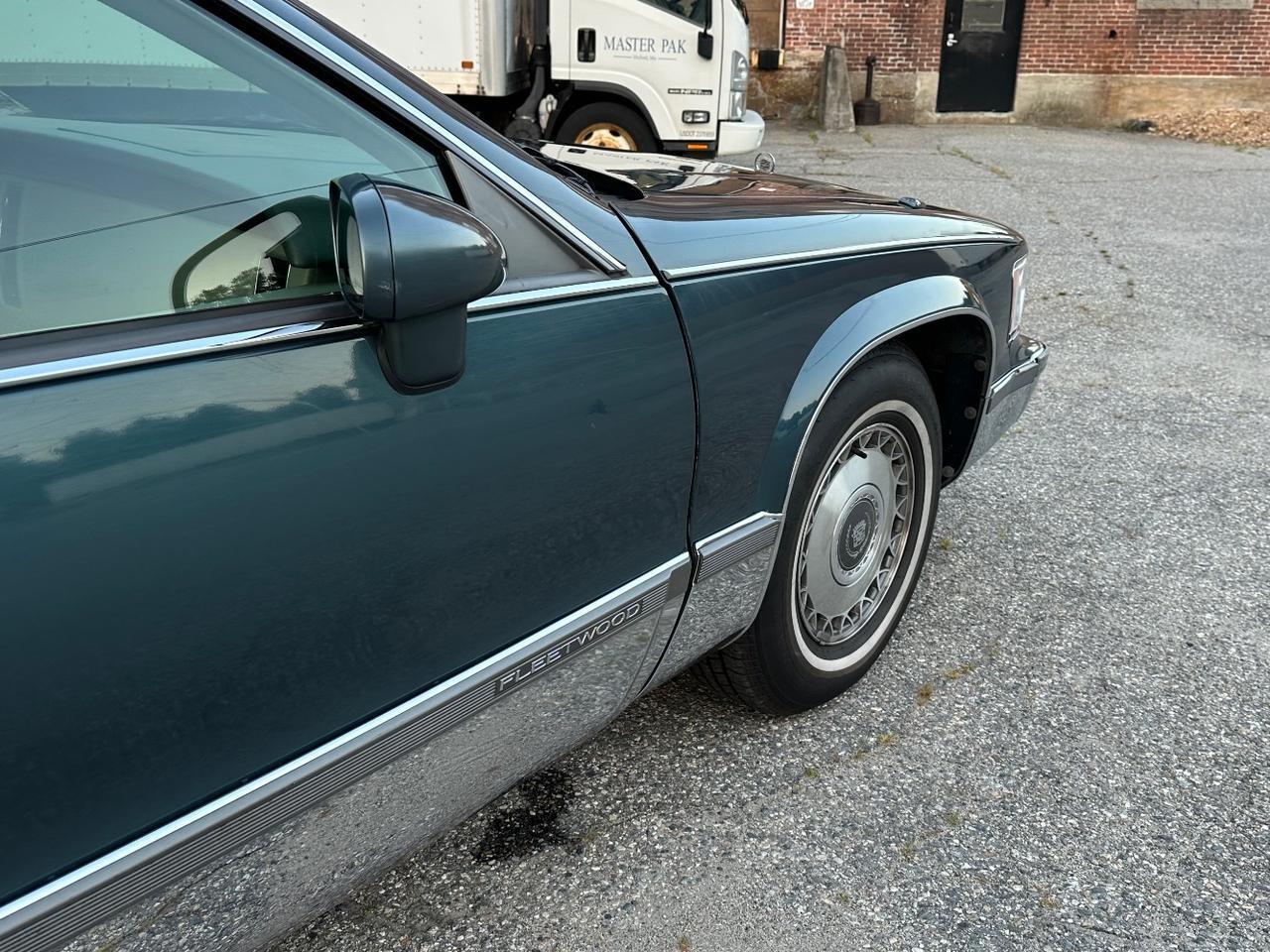 1994 Cadillac Fleetwood Brougham Charlton MA