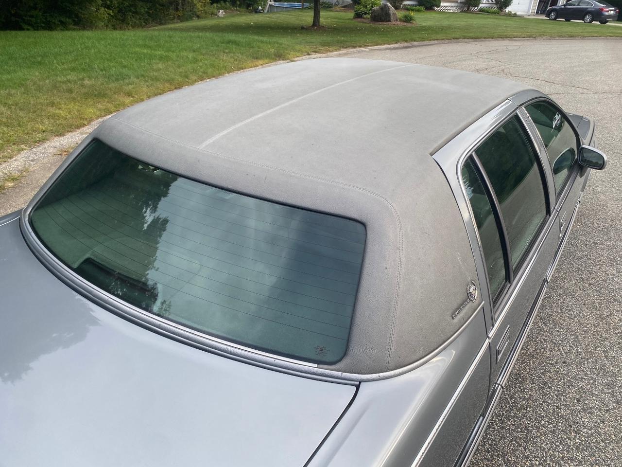 1994 Cadillac Fleetwood Standard Charlton MA