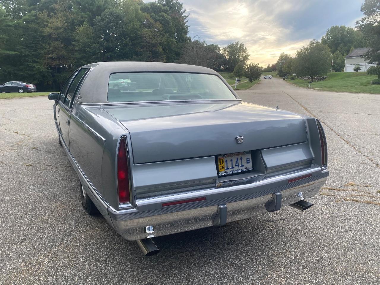 1994 Cadillac Fleetwood Standard Charlton MA