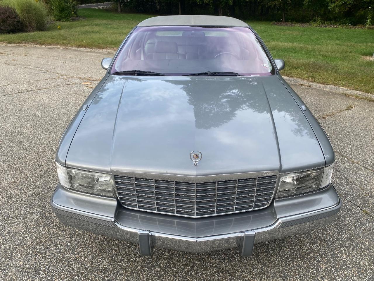 1994 Cadillac Fleetwood Standard Charlton MA
