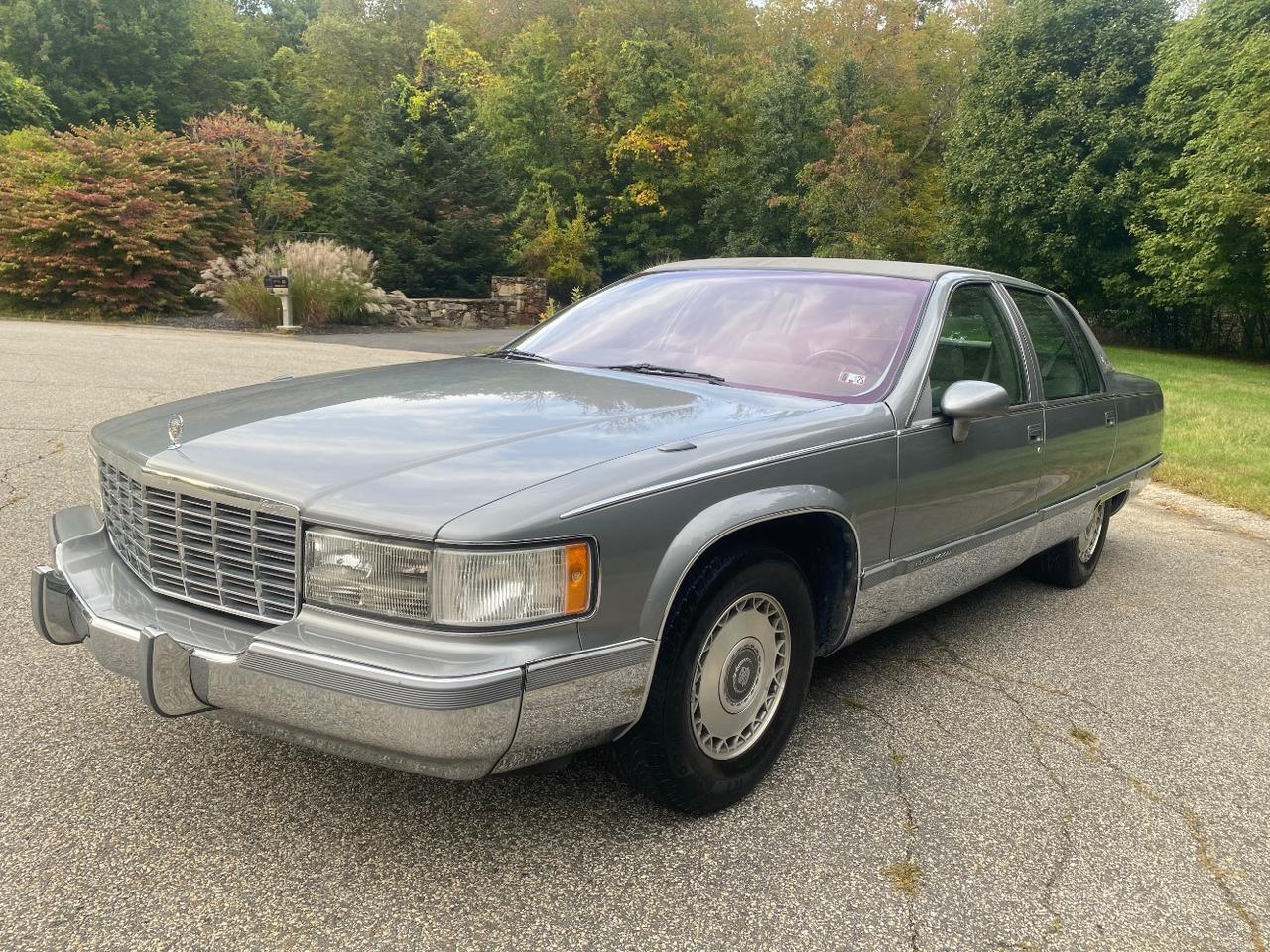 1994 Cadillac Fleetwood Standard Charlton MA