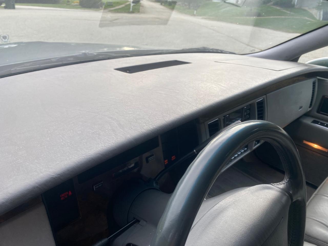 1994 Cadillac Fleetwood Standard Charlton MA