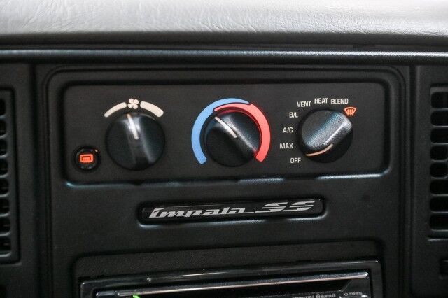 1994 Chevrolet Impala SS 8.7L V8 4dr Sedan Chicago IL