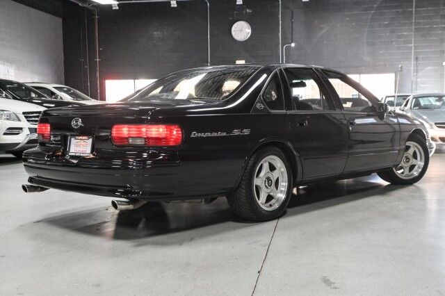1994 Chevrolet Impala SS 8.7L V8 4dr Sedan Chicago IL