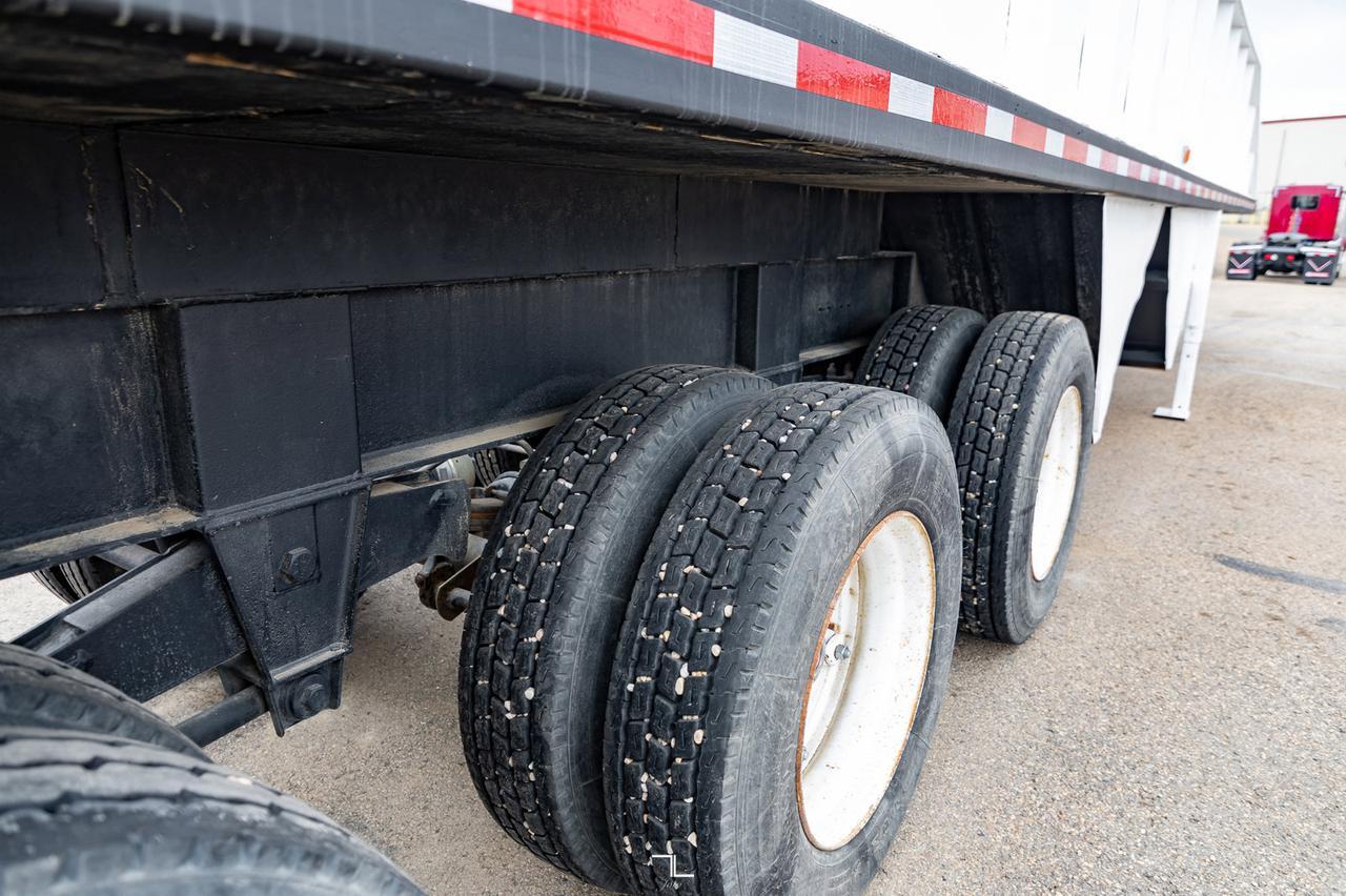 1994 Decap 38 FT Steel Tridem Belly Dump Trailer Red Deer AB