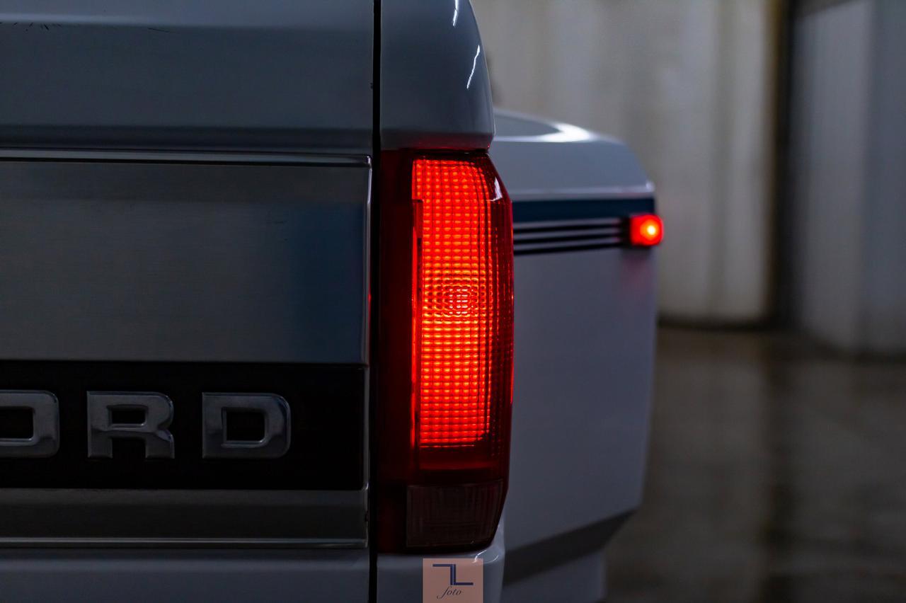 1994 Ford F-350 4x2 Super Cab XLT Dually 7.3L Powerstroke Diesel Manual Red Deer AB