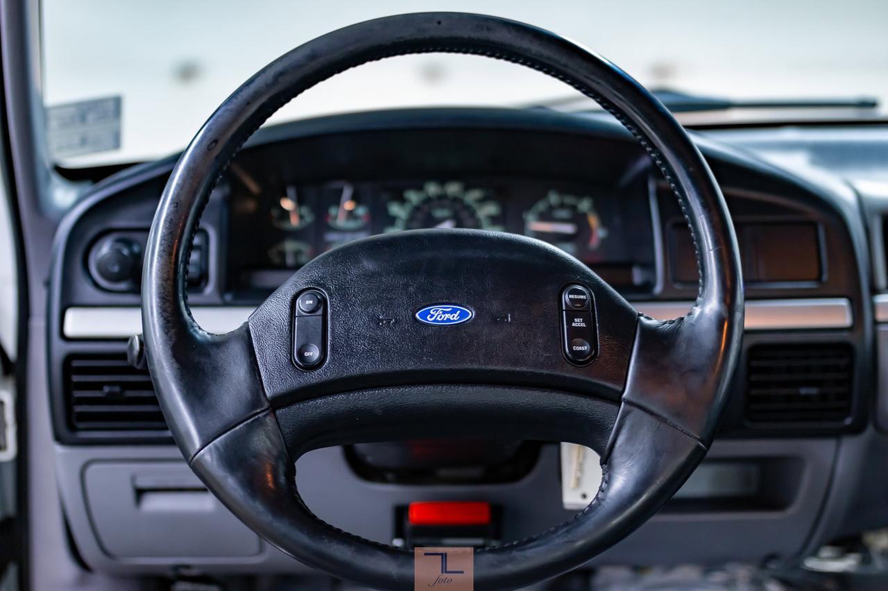 1994 Ford F-350 4x2 Super Cab XLT Dually 7.3L Powerstroke Diesel Manual Red Deer AB