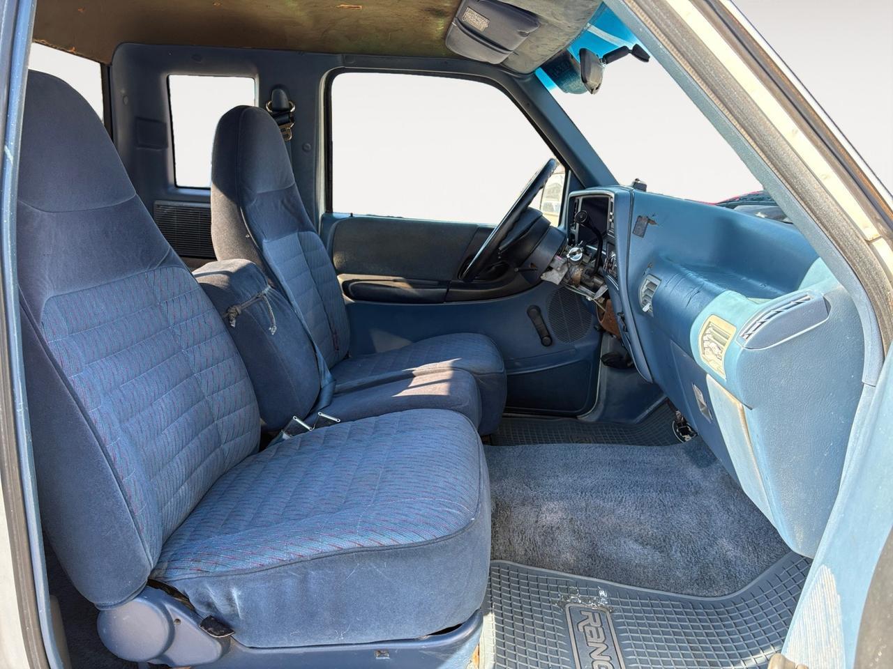 1994 Ford Ranger XL, 4 DOOR, CRUISE CONTROL, TOW PACKGE/HITCH, REAR SLIDING WINDOW, CLEAN CARFAX, IT MAY BE OLDER STYLE BUT IT'S READY TO RIDE! Virginia Beach VA