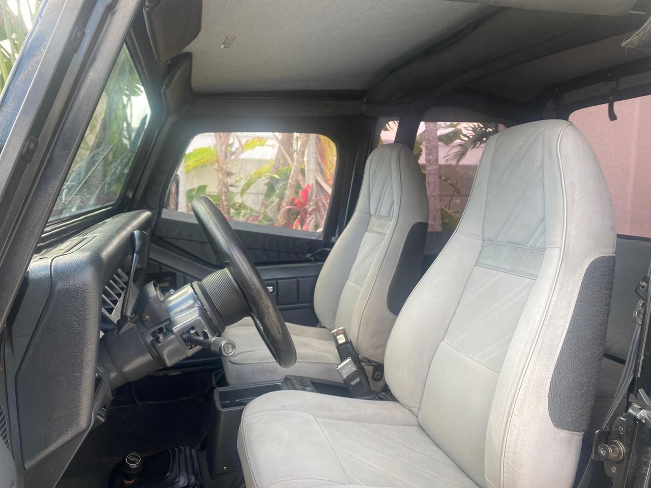 1994 Jeep Wrangler 4.0 6 CYL SE LOW MILES 87,813 Pompano Beach FL