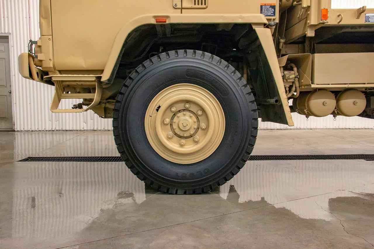 1994 Leyland DAF 310 4x4 Deck Diesel 5.9L 12 Valve Red Deer AB