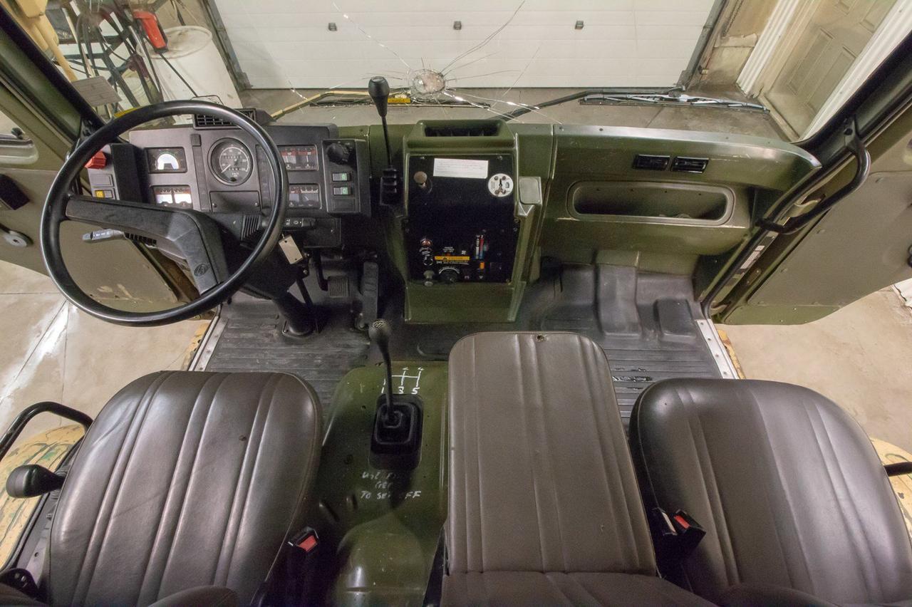 1994 Leyland DAF 310 4x4 Deck Diesel 5.9L 12 Valve Red Deer AB