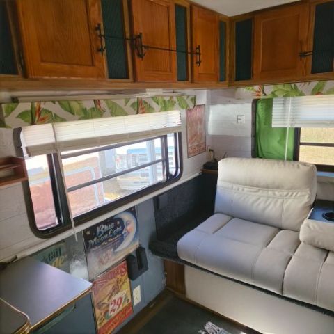 1995 CHATEAU 21.5 FW ct