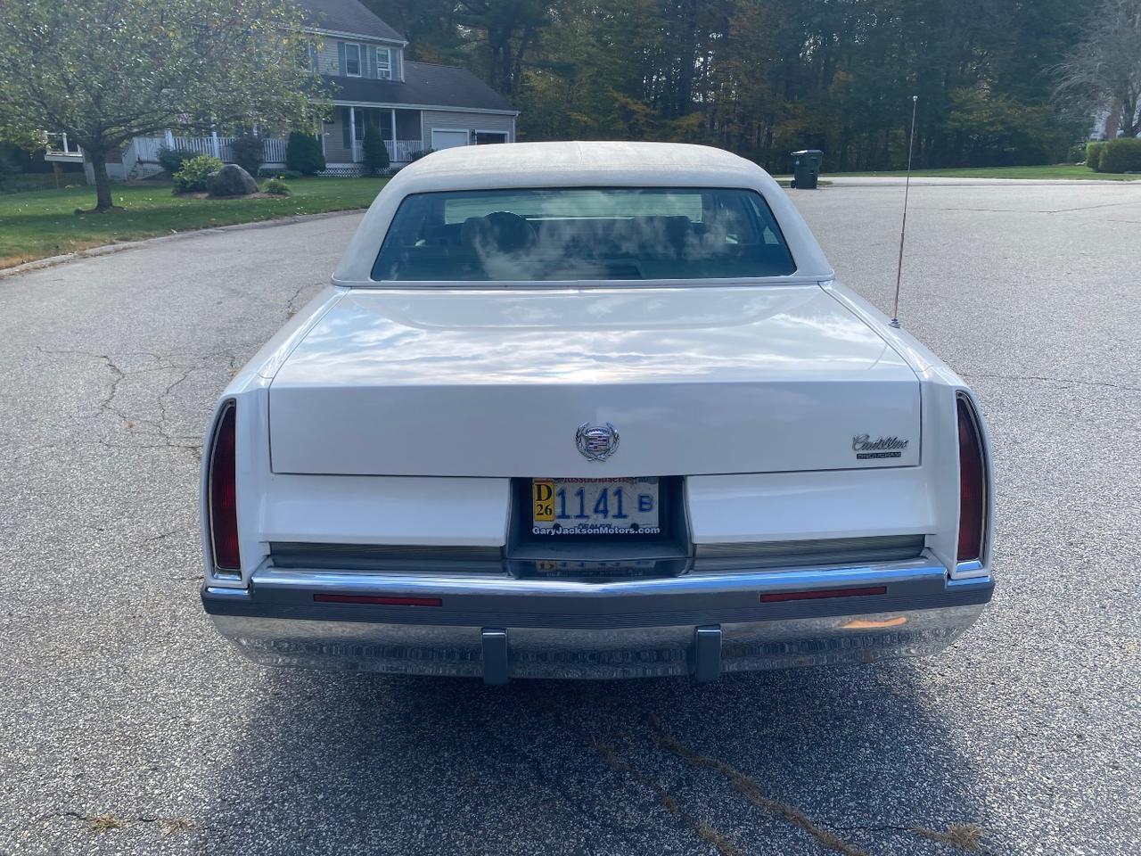 1995 Cadillac Fleetwood Standard Charlton MA