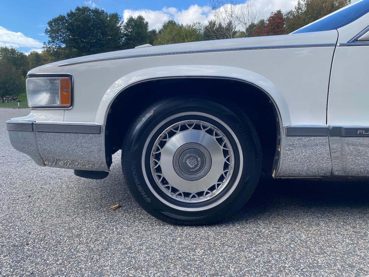 1995 Cadillac Fleetwood Standard Charlton MA