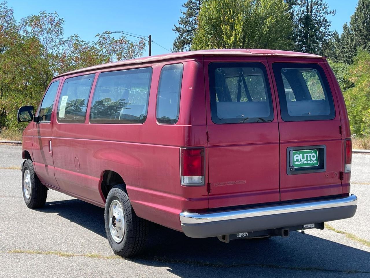 1995 Ford Club Wagon XL | XLT