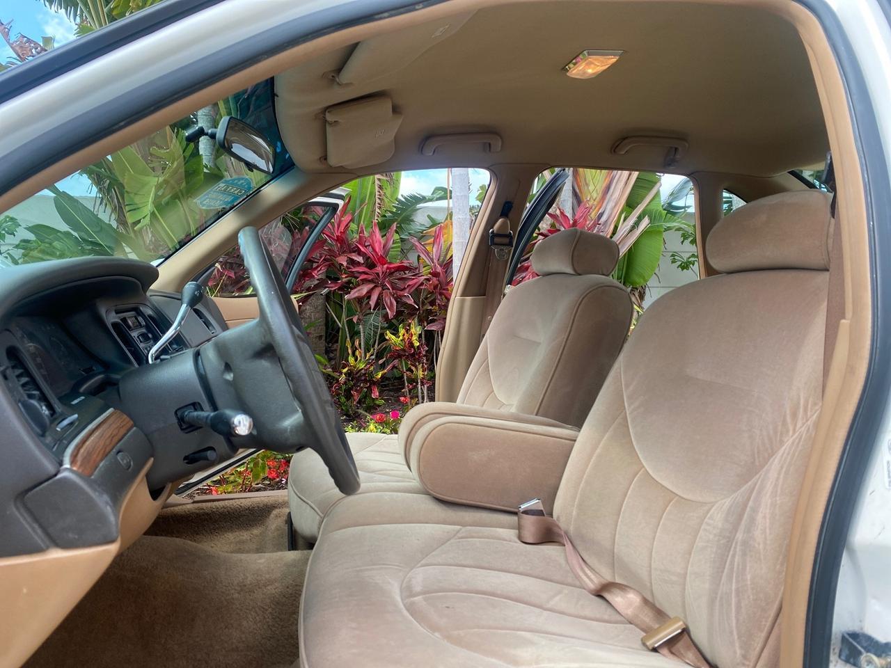 1995 Ford Crown Victoria LOW MILES 43,331 Pompano Beach FL