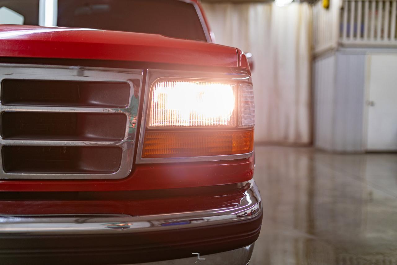 1995 Ford F-350 4x2 Crew Cab XLT Longbox Red Deer AB