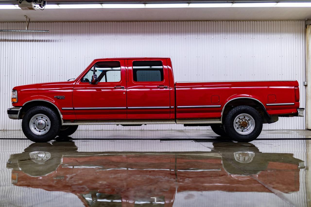 1995 Ford F-350 4x2 Crew Cab XLT Longbox Red Deer AB