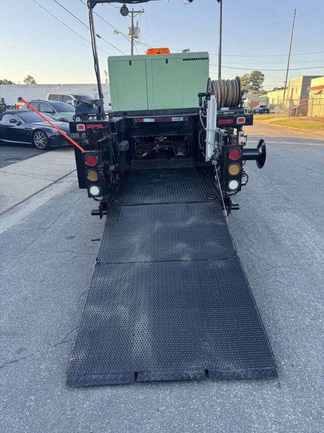 1995 Ford F800 14' Stakebody w Sullair & Pressure Washer Henrico VA