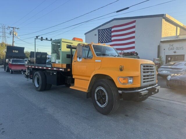 1995 Ford F800 14' Stakebody w Sullair & Pressure Washer