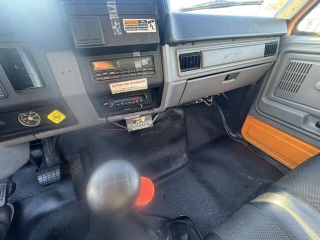 1995 Ford F800 14' Stakebody w Sullair & Pressure Washer Henrico VA