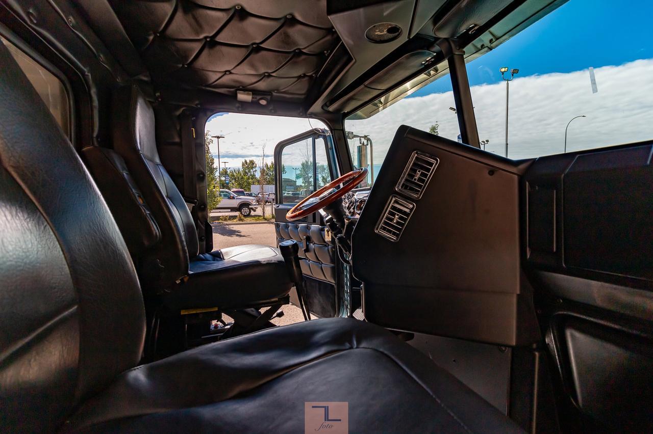 1995 Freightliner Grain Truck Tandem Axle Diesel Manual Red Deer AB