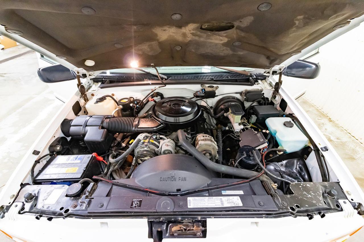 1995 GMC Suburban 4X4 SLE Red Deer AB