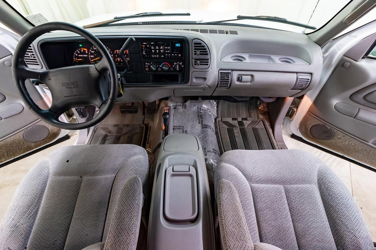 1995 GMC Suburban 4X4 SLE Red Deer AB