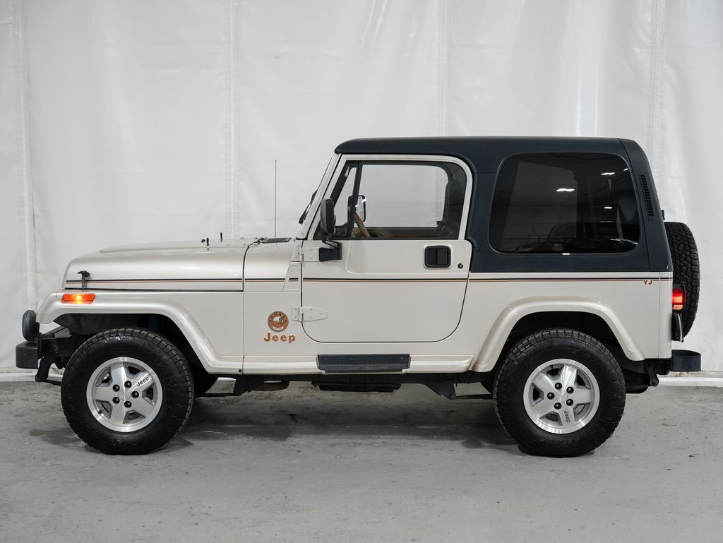 1995 Jeep Wrangler SE