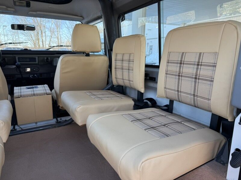 1995 Land Rover Defender 90 NAS Willow Grove PA