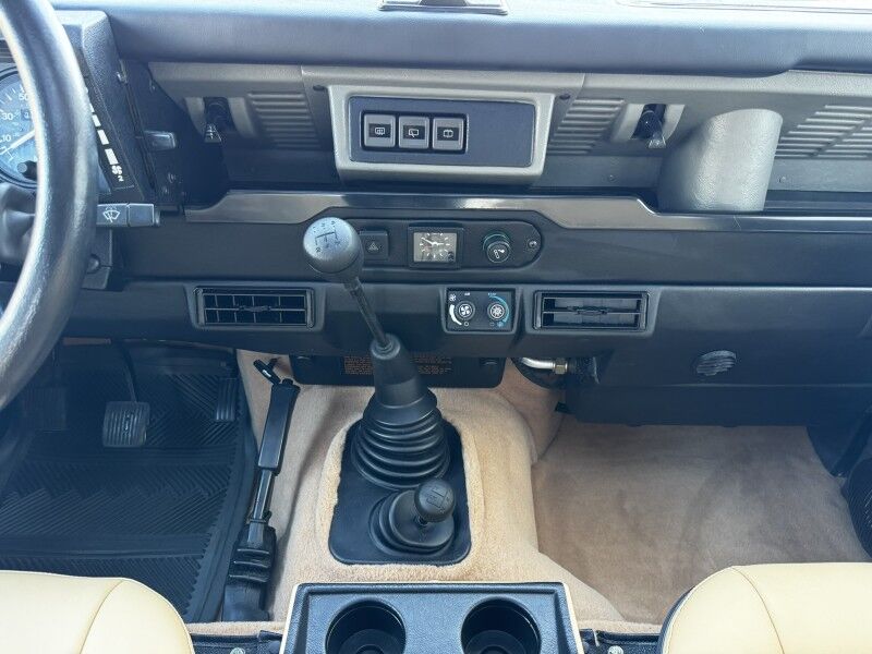 1995 Land Rover Defender 90 NAS Willow Grove PA