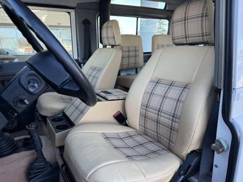 1995 Land Rover Defender 90 NAS Willow Grove PA