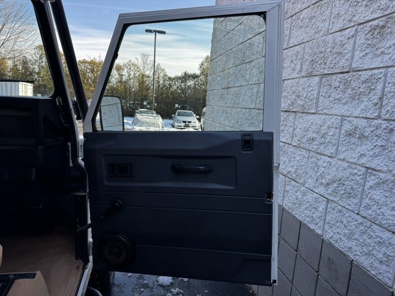 1995 Land Rover Defender 90 NAS Willow Grove PA