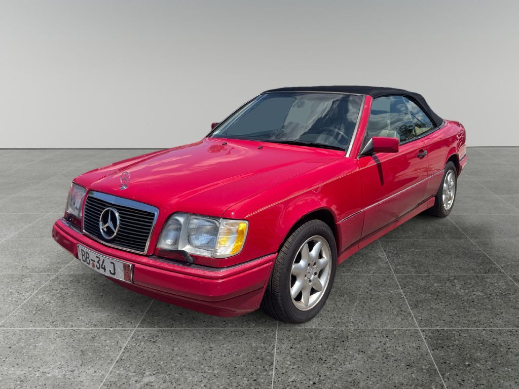 1995 MERCEDES-BENZ E-CLASS E320