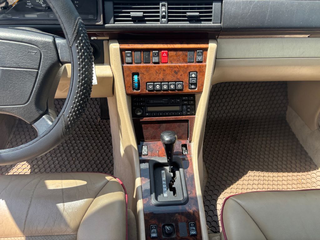 1995 MERCEDES-BENZ E-CLASS E320 Toledo OH