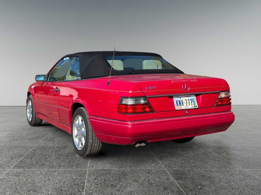 1995 MERCEDES-BENZ E-CLASS E320 Toledo OH