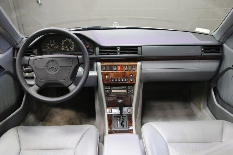 1995 Mercedes-Benz E Class Plainview NY