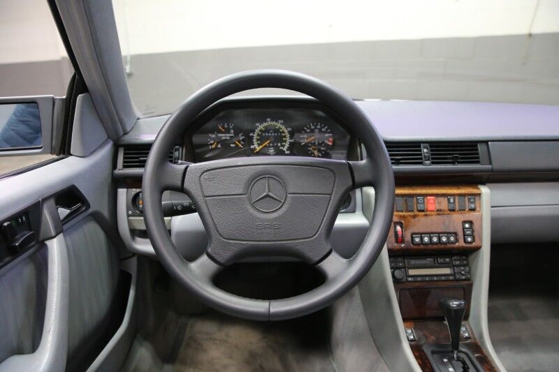 1995 Mercedes-Benz E Class Plainview NY